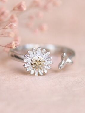 New Handcrafted Sterling Silver Daisy Flower Ring, Adjustable Size